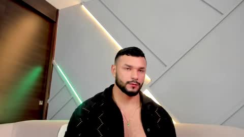 Snapshot of jackson_wayne__ chatting on March 3, 11:55 am Jackson Wayne online show from March 3, 11:55 am