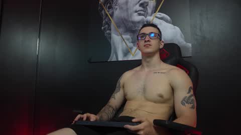 Jackson Olsen online show from November 25, 9:13 pm