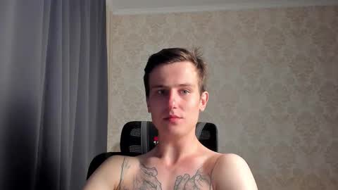 Snapshot of jacksonvox chatting on September 20, 6:44 pm Nikolay online show from September 20, 6:44 pm