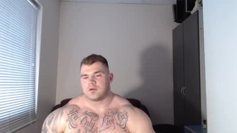 Snapshot of jackyhuge chatting on February 18, 1:55 pm Jacky online show from February 18, 1:55 pm