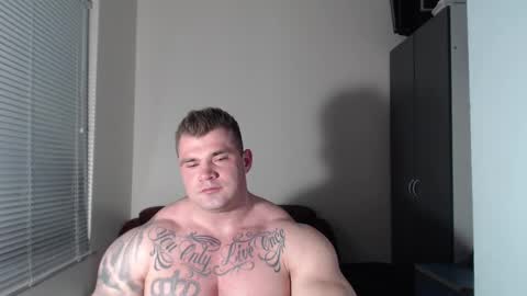 Snapshot of jackyhuge chatting on March 12, 6:32 pm Jacky online show from March 12, 6:32 pm