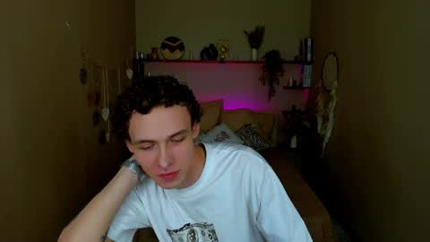 Jacob online show from May 22, 9:32 pm