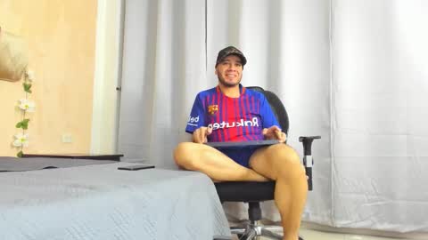 Snapshot of jacob_lewitt chatting on February 7, 2:19 am Jacob online show from February 7, 2:19 am