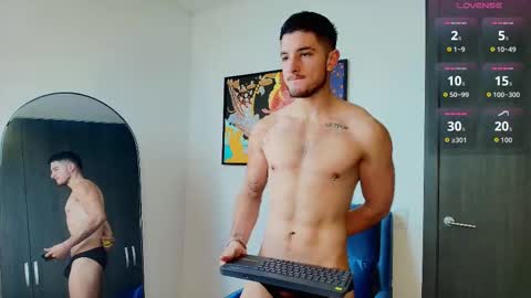 Snapshot of jacob_rodriguez11 chatting on October 6, 7:31 pm Jacob online show from October 6, 7:31 pm