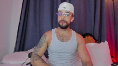 Jacob  online show from April 11, 1:32 am