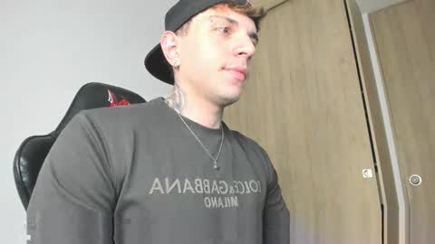 Snapshot of jacobb116 chatting on September 28, 12:19 am jacobb116 online show from September 28, 12:19 am