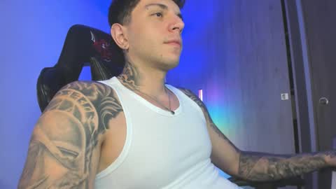 Snapshot of jacobb116 chatting on September 30, 12:21 am jacobb116 online show from September 30, 12:21 am