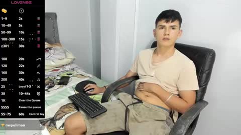 Snapshot of jacobb_lee chatting on February 12, 10:15 pm Jacob Lee online show from February 12, 10:15 pm
