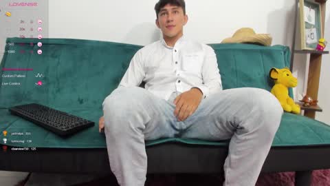 Snapshot of jacques_cardiet chatting on March 1, 6:54 pm jacobo online show from March 1, 6:54 pm