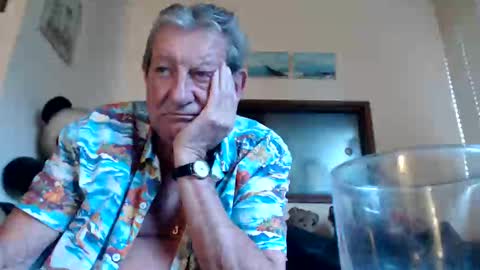 Jacques online show from May 31, 4:33 am