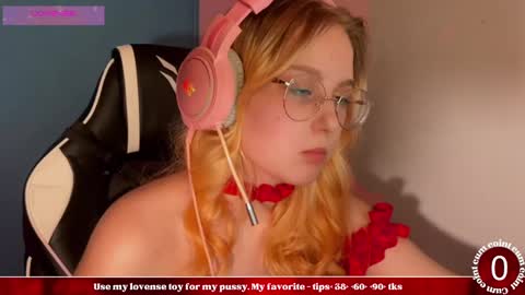 Snapshot of jacywinslat chatting on February 11, 7:27 pm jacywinslat online show from February 11, 7:27 pm