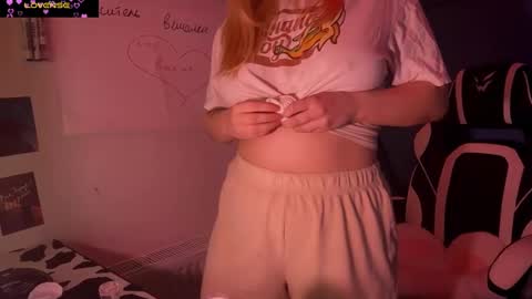 Snapshot of jacywinslat chatting on March 9, 6:11 pm jacywinslat online show from March 9, 6:11 pm
