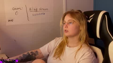 Snapshot of jacywinslat chatting on February 24, 9:31 pm jacywinslat online show from February 24, 9:31 pm