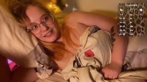 Snapshot of jacywinslat chatting on February 1, 7:02 pm jacywinslat online show from February 1, 7:02 pm