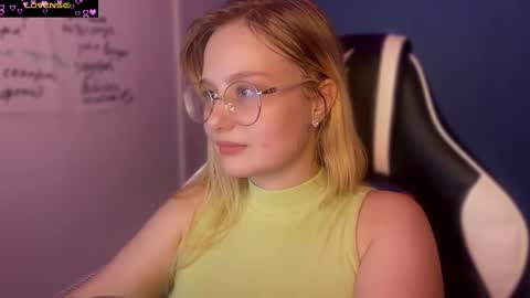 Snapshot of jacywinslat chatting on March 6, 9:09 pm jacywinslat online show from March 6, 9:09 pm