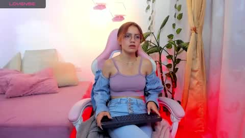 jade77__ online show from September 15, 1:23 pm