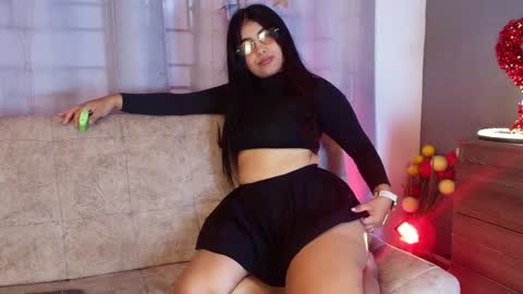  Jade Brunete  online show from February 19, 8:19 pm