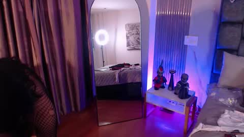 Sara online show from October 14, 12:52 pm