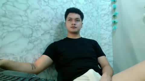 jade_halo online show from May 7, 1:23 am