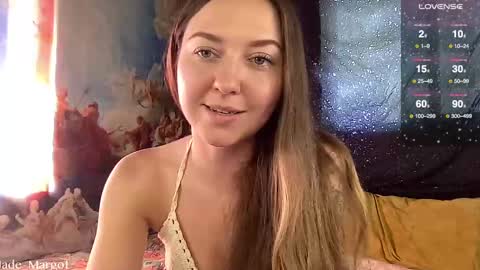 Snapshot of jade_margot chatting on December 28, 12:47 am Jade Margot online show from December 28, 12:47 am
