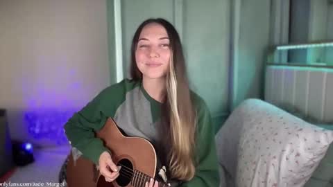 Jade Margot online show from November 18, 10:02 pm