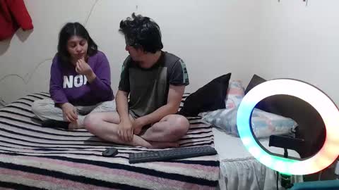 jade y noah online show from October 3, 11:51 am