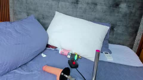 karlla scarlet online show from February 14, 12:13 am