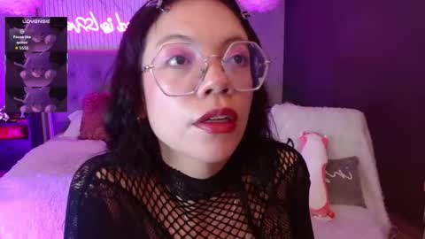 JADE online show from January 9, 9:20 pm