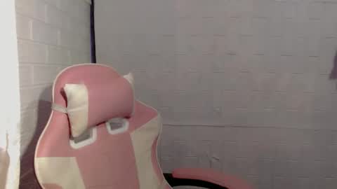 jade_suck online show from March 19, 3:12 am