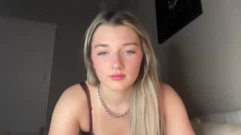 Jade james online show from March 16, 3:42 am