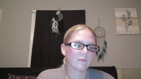 Snapshot of jadeluv chatting on December 2, 2:46 am JadeLuv online show from December 2, 2:46 am