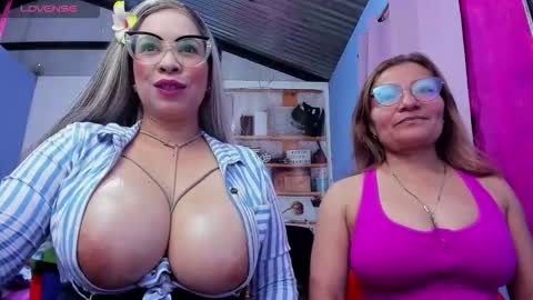 JADEMOOMS online show from October 21, 10:35 pm