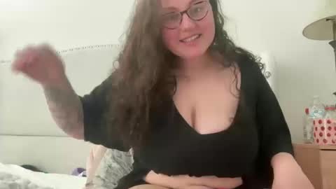 Jade Sky online show from October 16, 3:44 pm