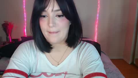 Jade Violet online show from December 3, 9:17 pm