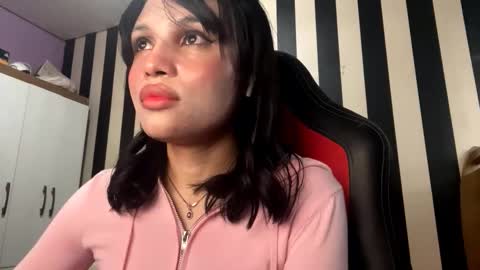 Mia online show from January 17, 8:50 pm