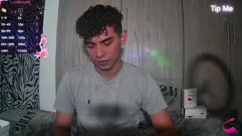 Snapshot of jaedasky_ chatting on December 7, 5:21 am javi15 online show from December 7, 5:21 am