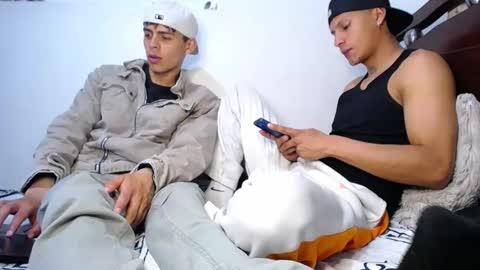 Snapshot of jahn_ashford1 chatting on February 8, 11:45 pm jahn_ashford1 online show from February 8, 11:45 pm