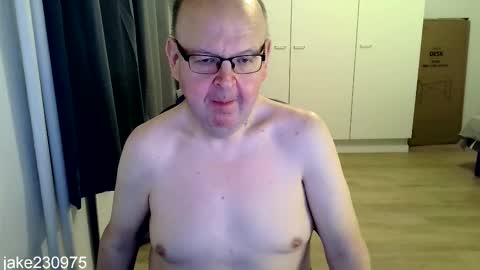 Jake2309 online show from February 9, 7:38 pm