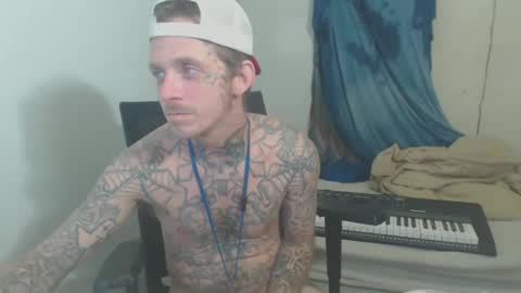 Snapshot of jake265897 chatting on September 10, 7:20 am showingitoff online show from September 10, 7:20 am