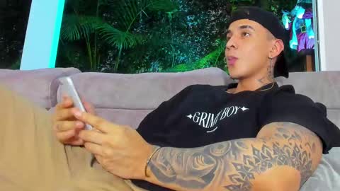 Snapshot of jake_allenx31 chatting on February 10, 5:36 am who is allen follow me on ig and x jake allen31 online show from February 10, 5:36 am