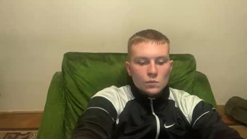 Max online show from November 13, 8:55 pm