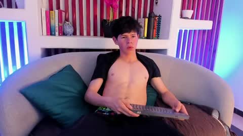 Jake online show from May 8, 4:40 am