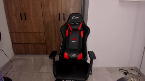 Jake Pons online show from October 4, 12:14 pm