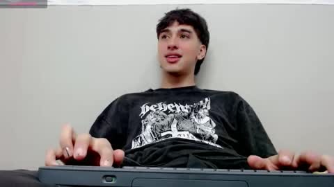 jake_tripp online show from November 12, 4:15 am