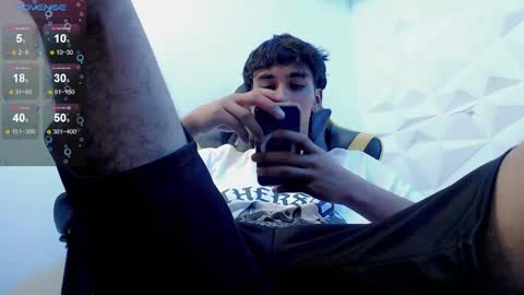 Snapshot of jake_tripp chatting on February 28, 6:43 am jake_tripp online show from February 28, 6:43 am