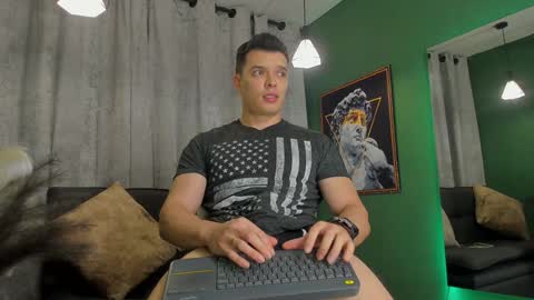 Snapshot of jakee_tyler chatting on January 11, 12:12 am Jake Tyler online show from January 11, 12:12 am