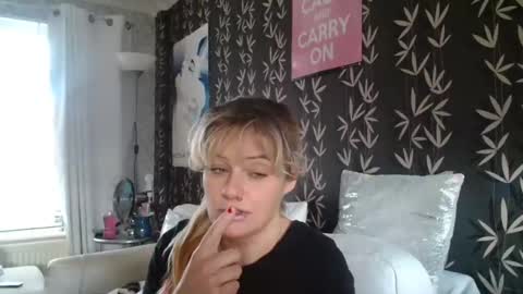 JAKKI LOUISE pornstar online show from March 12, 3:18 pm