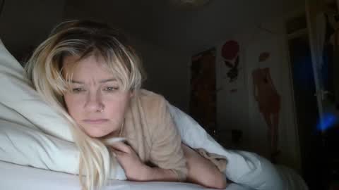 JAKKI LOUISE pornstar online show from March 6, 1:37 am