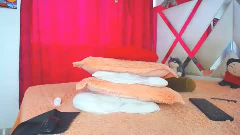 Snapshot of jakson_hot chatting on February 27, 10:42 pm pipe online show from February 27, 10:42 pm