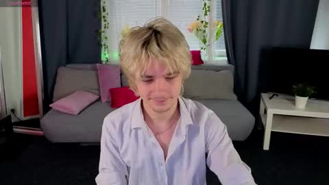 JameMiller online show from March 2, 7:15 am